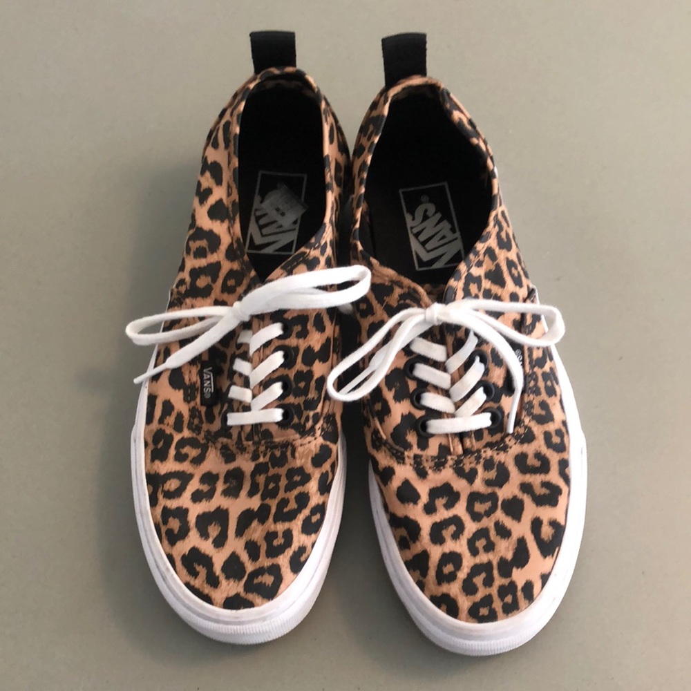 Never Worn!!! Excellent condition leopard Vans